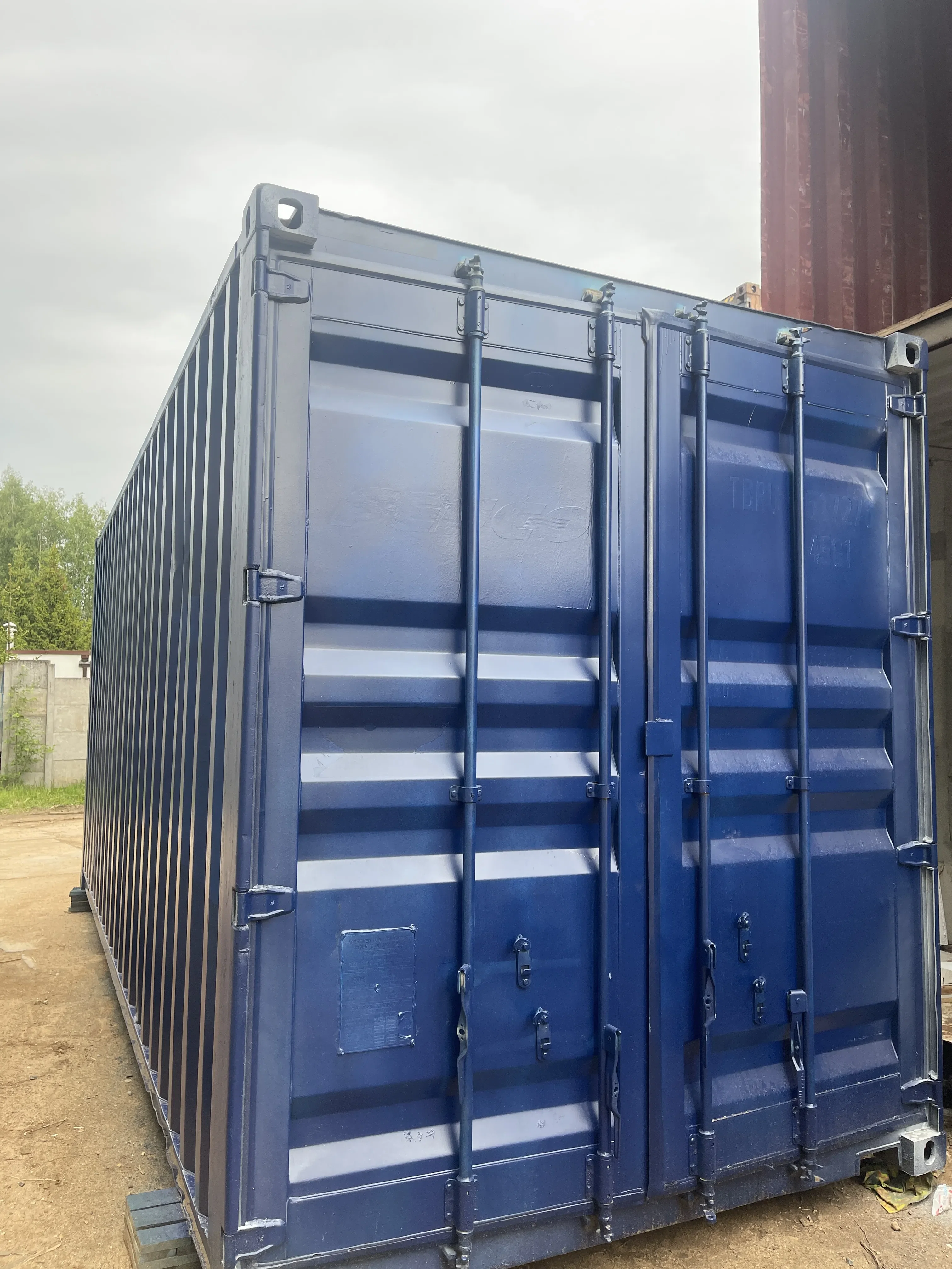 Морской контейнер 20 футов, синий, в отличном состоянии. Объём 33,1 м 3, грузоподъёмность до 30,5 т. Доставка по Беларуси.. 2